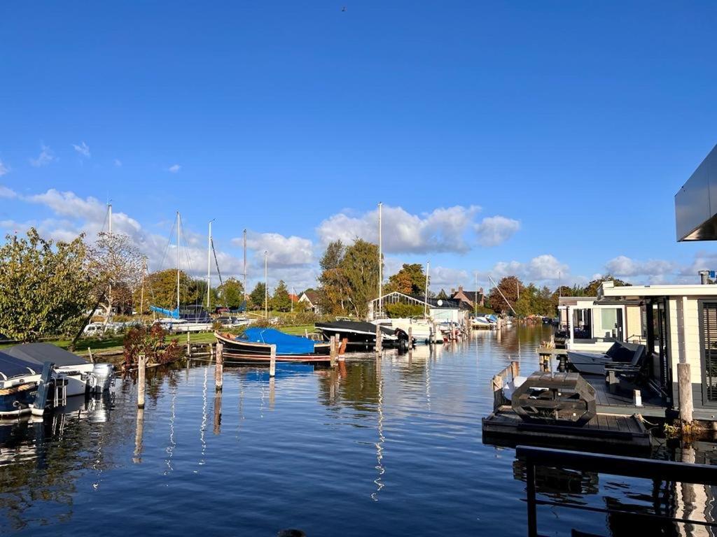 Quiet Waterloft Near Amsterdam And Schiphol Ws11 Hotel Aalsmeer Eksteriør billede